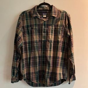 Patagonia — Men’s Long Sleeve Cotton Shirt